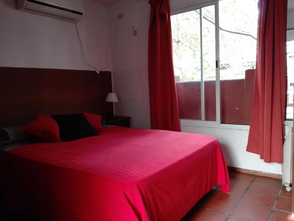 Charcas Hostel Buenos Aires Exterior photo